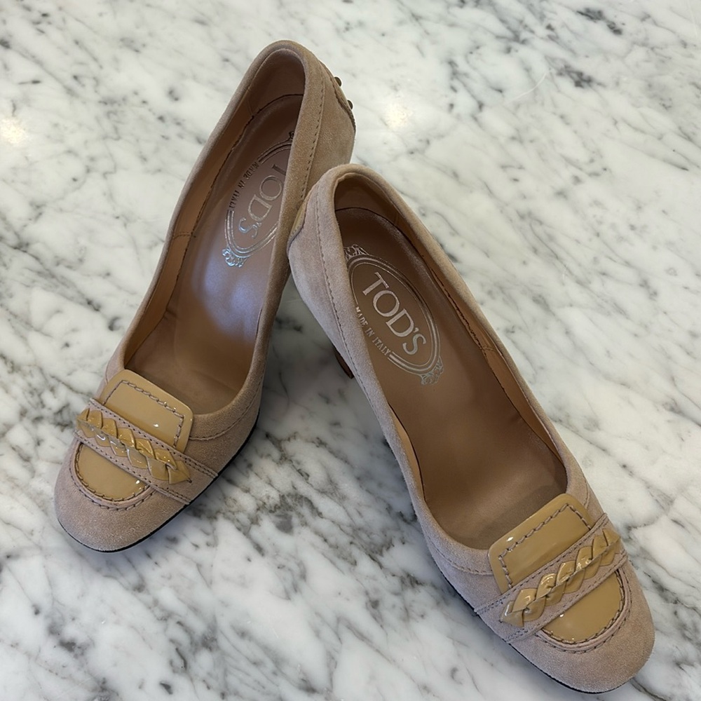 Women's Tod's Leather Stacked Heel Loafers in Cream, Size 36- NWOB!